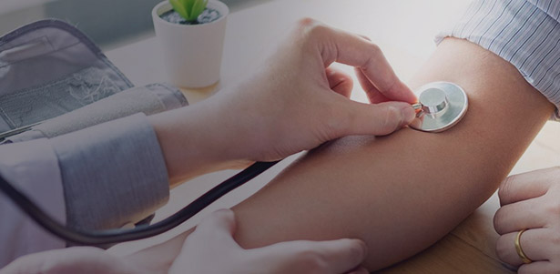 <p><br><font size=2px  font color=#abe8fe>&nbsp;&nbsp;MEDICAL CHECK-UP CENTER</font><br> <font size=5px><b>&nbsp;건강검진센터</b></font></p>